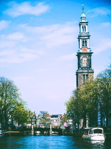 Chuyến bay đến Amsterdam