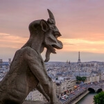 Chuyến bay đến Paris, Pháp